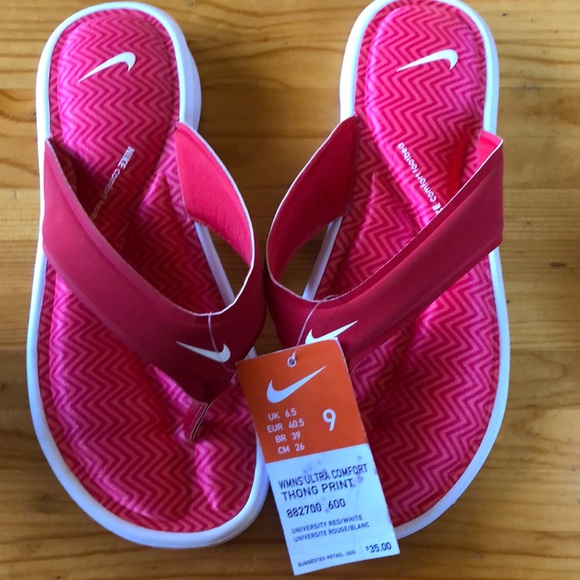 Nike Shoes - NWT Nike comfort footbed sz 9